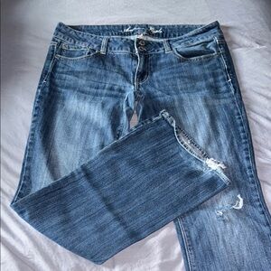 Women's low waisted bootcut Blue Jeans